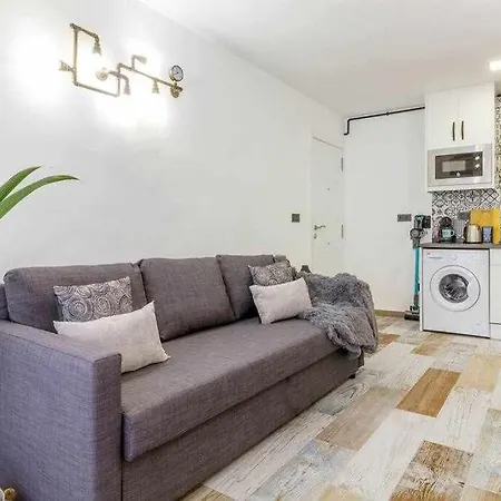 Pink Palm Apartment